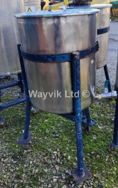 118 Litres Stainless Steel Mobile Vessel With Lid