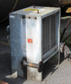 Vertical Fin/Fan Forced Air Heater/Cooler